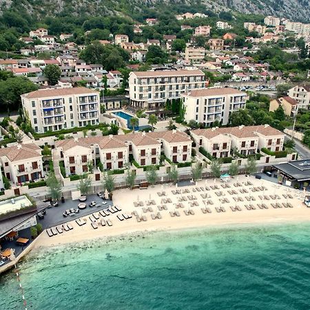Huma Kotor Bay Hotel And Villas Экстерьер фото View of the hotel