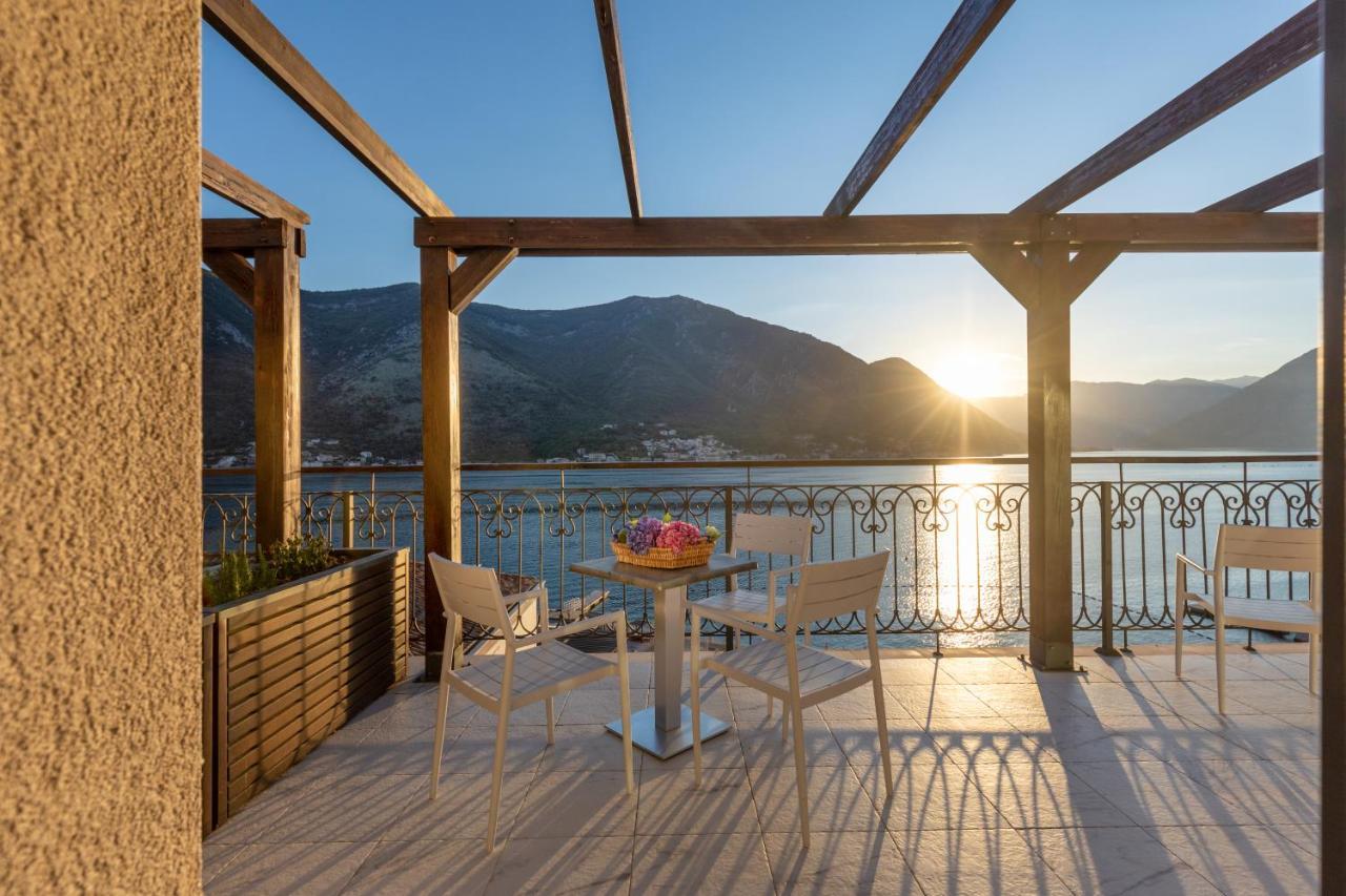 Huma Kotor Bay Hotel And Villas Экстерьер фото