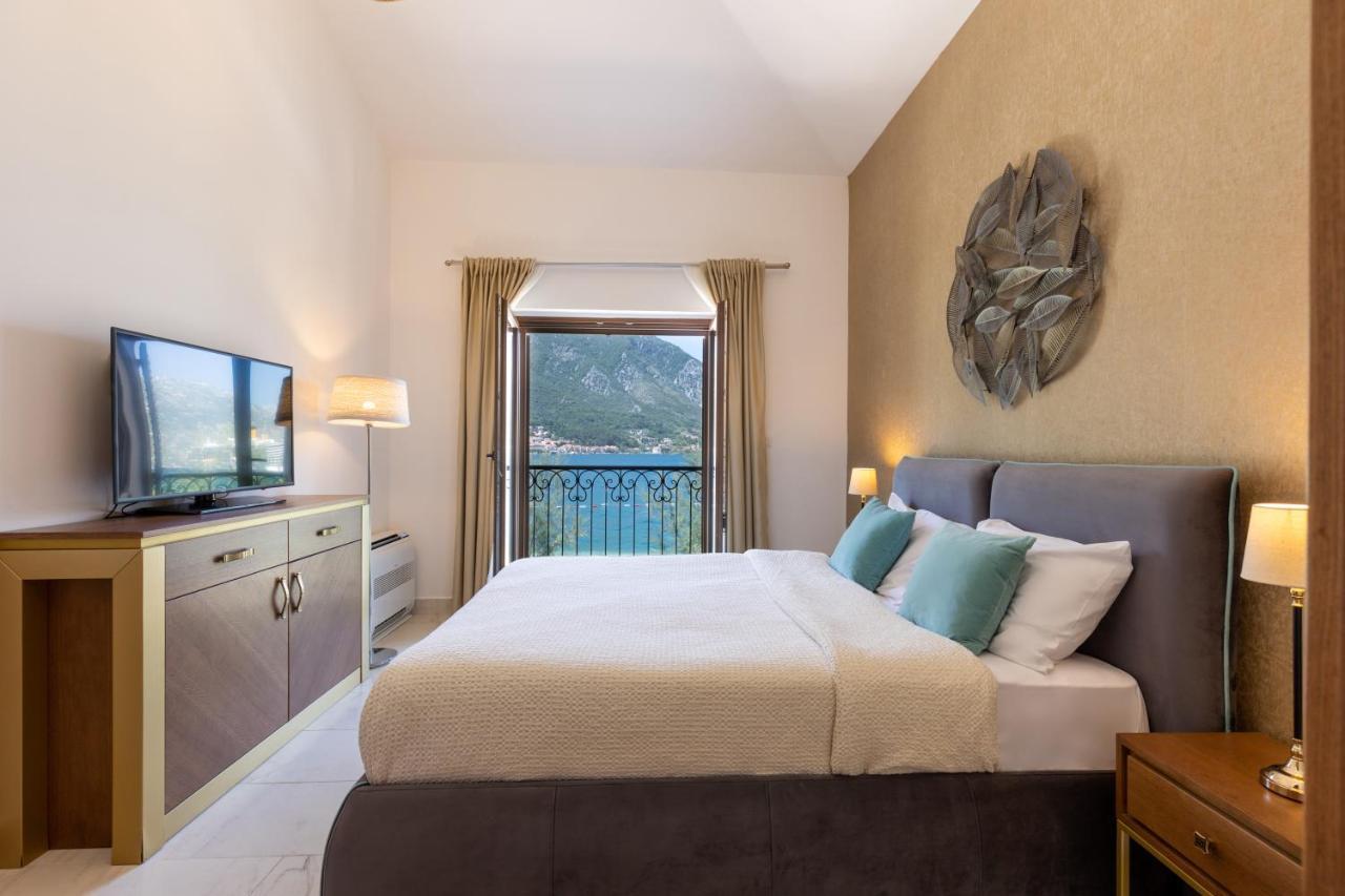 Huma Kotor Bay Hotel And Villas Экстерьер фото Deluxe room
