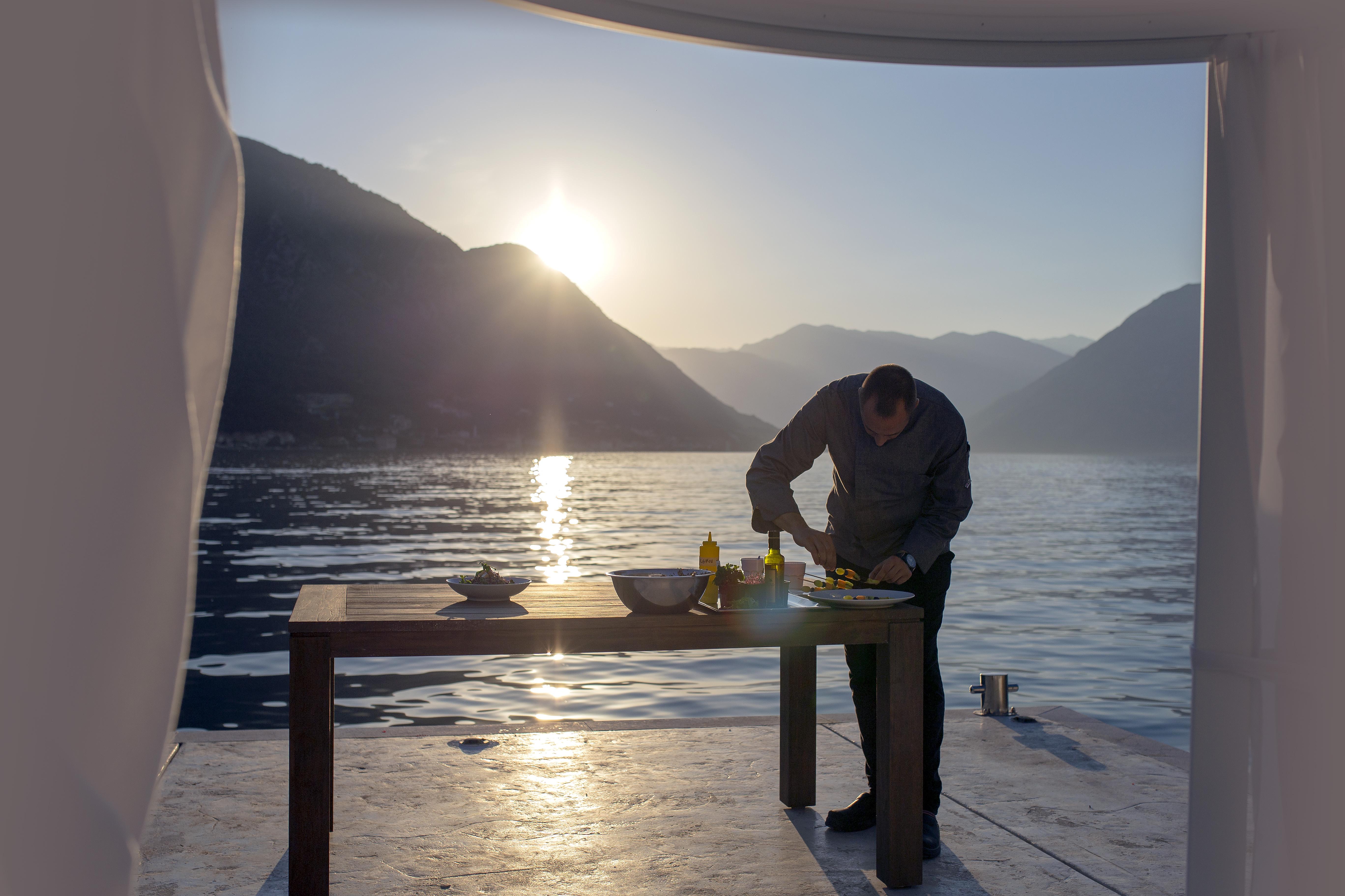 Huma Kotor Bay Hotel And Villas Экстерьер фото Chef at work at the hotel